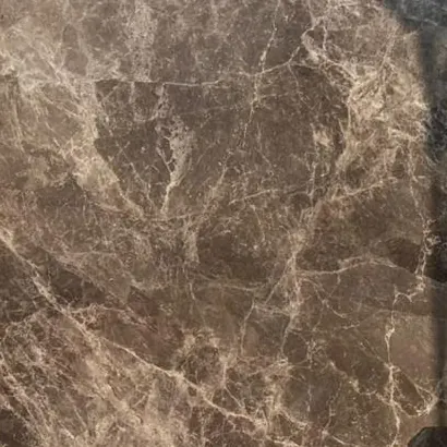 سطح لوح رخام بعروق فاتحة